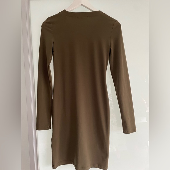 Loved, Forever21 Women’s Olive Green Long Sleeve Dress with Lace Up Detail SizeS - Picture 4 of 7